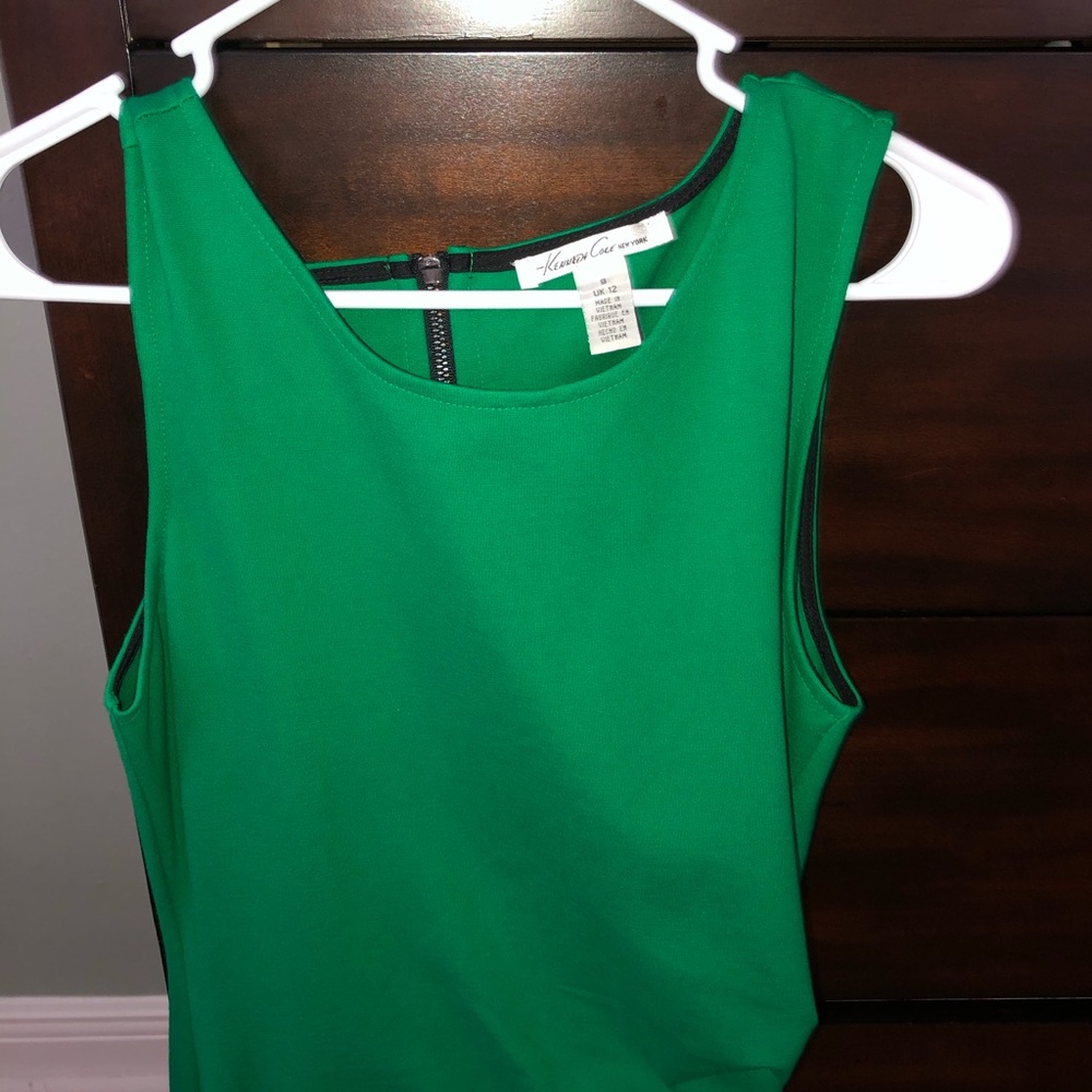 Kenneth Cole ruched dress with zipper on back